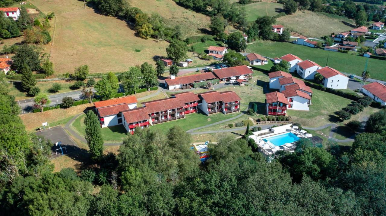 VVF Villages   Les Crêtes Basques   Saint-Étienne-de-Baïgorry Saint-Etienne-de-Baigorry Exterior foto